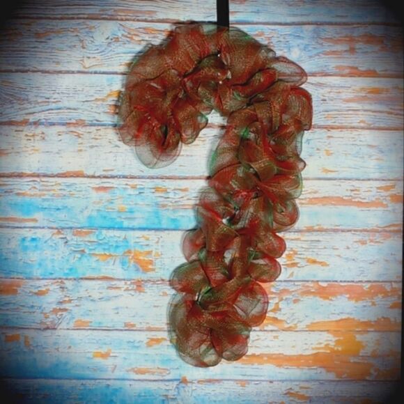 Candy Cane Wreath Green & Red Winter Christmas Wreath - Picture 1 of 6